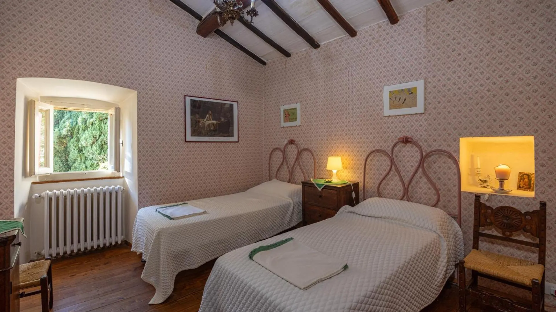 Il Rondo Villa Cortona 0*,  Italia