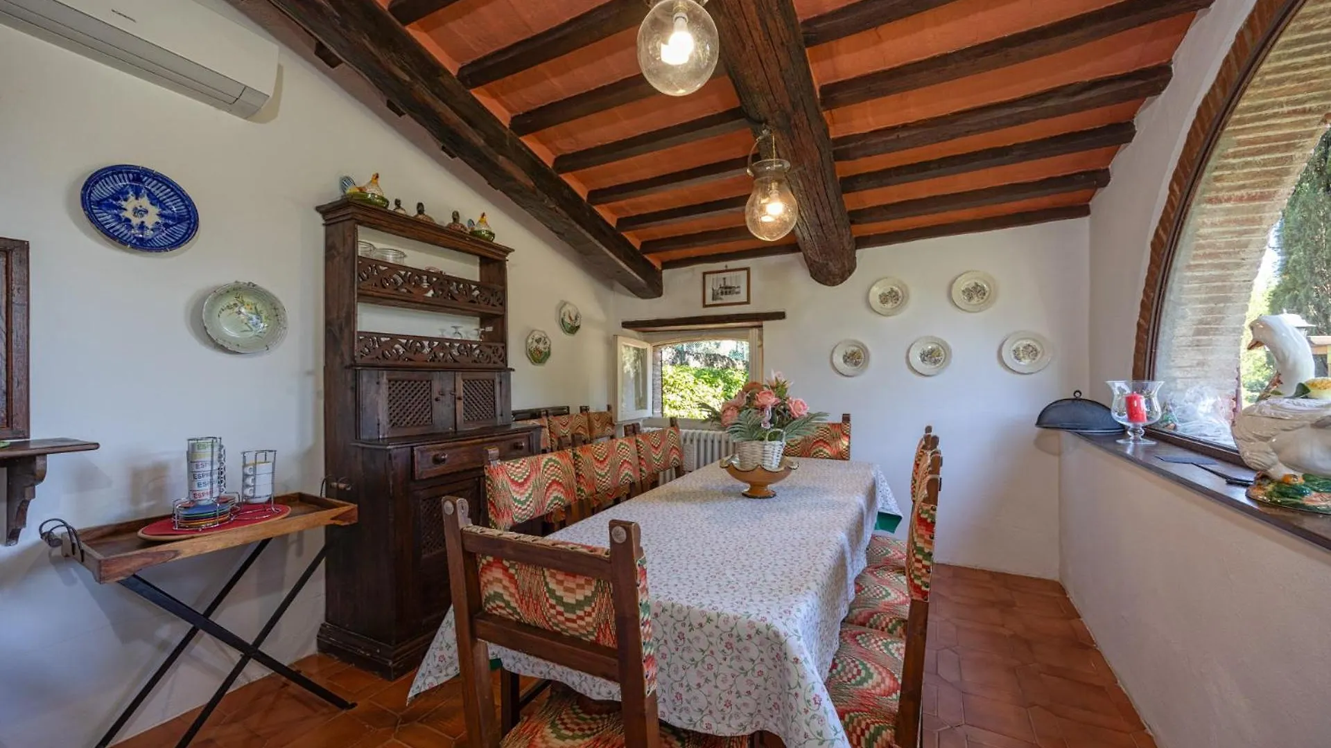 Il Rondo Villa Cortona 0*,  Italia